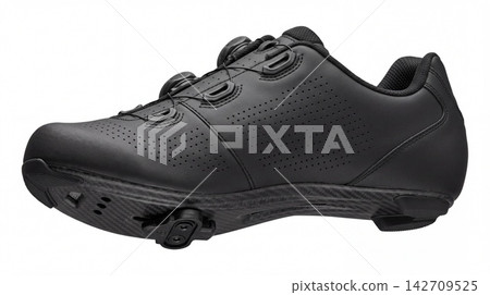 Black professional cycling shoe with dial lacing system footwear performance athletic professional triathlon equipment isolated background training exercise adventure lightweight activity 142709525