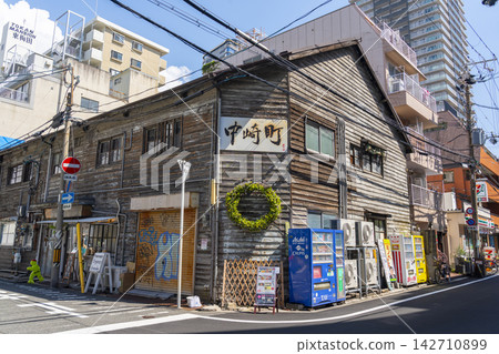 大阪中崎町:傳統的街頭景觀 大阪中崎町:傳統的街頭景觀 142710899