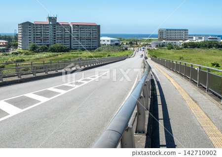 Haruyoi Bridge in Oyama, Ginowan City, Okinawa Prefecture Haruyoi Bridge in Oyama, Ginowan City, Okinawa Prefecture 142710902
