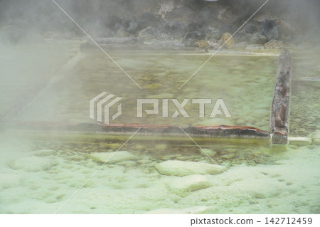 Kusatsu Onsen, Yubatake (hot spring field), the shogun's sacred water source with rising steam (Kusatsu-machi, Agatsuma-gun, Gunma Prefecture) Kusatsu Onsen, Yubatake (hot spring field), the shogun's sacred water source with rising steam (Kusatsu-machi, Agatsuma-gun, Gunma Prefecture) 142712459