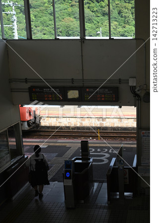 The ticket gate at Yamaguchi Station and a female high school student The ticket gate at Yamaguchi Station and a female high school student 142713223