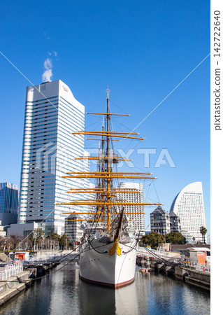 [Kanagawa Prefecture] Nippon Maru Memorial Park under clear skies 142722640