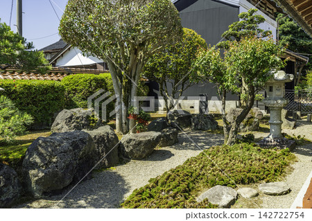 鳥取縣大仙町常三上住宅花園 鳥取縣大仙町常三上住宅花園 142722754