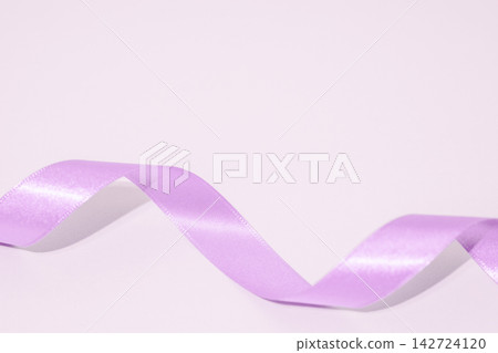 Light pink ribbon Light pink ribbon 142724120