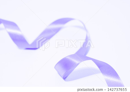 Purple ribbon 142737655