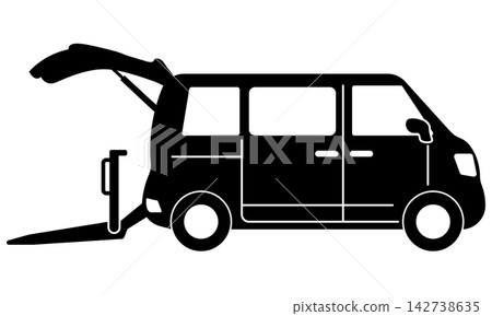 一輛護理計程車/福利運輸車的輪廓,坡道已展開。 一輛護理計程車/福利運輸車的輪廓,坡道已展開。 142738635