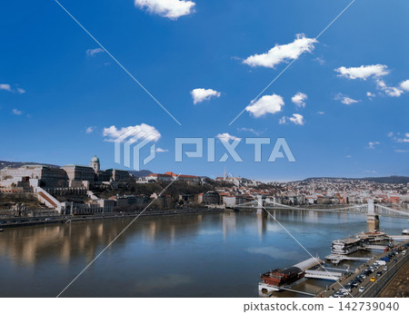 Panoramic View of Budapest Skyline with Chain Bridge over Danube River Panoramic View of Budapest Skyline with Chain Bridge over Danube River 142739040