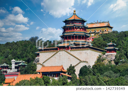 Traditional Chinese Pagoda and Temple Complex at the Summer Palace in Beijing Traditional Chinese Pagoda and Temple Complex at the Summer Palace in Beijing 142739349
