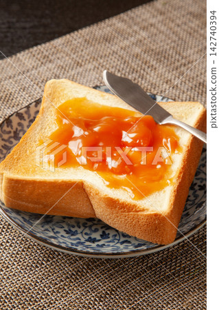 Peanut butter toast from a coffee shop Peanut butter toast from a coffee shop 142740394