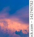Clouds floating in the sunset sky 142740782