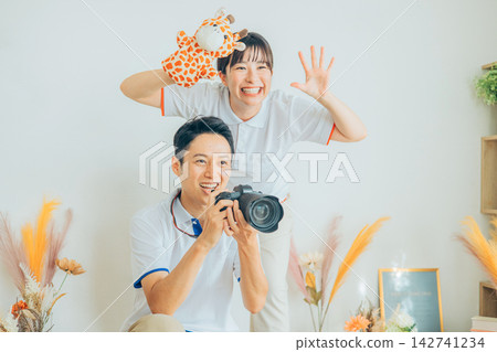 Kids Studio Staff 142741234