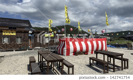 能登市南志美正逐步恢復。 能登市南志美正逐步恢復。 142741754