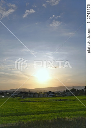 Blue sky and sunset Blue sky and sunset 142743376