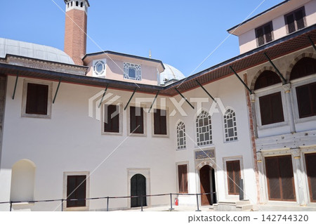 Ottoman-style courtyard in Topkapi Palace in the old city of Istanbul Ottoman-style courtyard in Topkapi Palace in the old city of Istanbul 142744320
