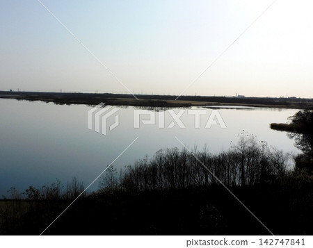 Lake Utonai, Tomakomai City, Hokkaido (photographed in November 2023) Lake Utonai, Tomakomai City, Hokkaido (photographed in November 2023) 142747841