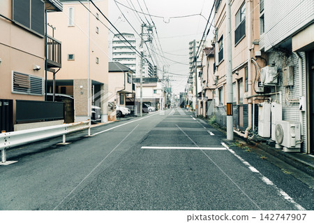 地方道路：自 2026 年 9 月 1 日起，當地道路的法定速限將從 60 公里/小時降至 30 公里/小時。 142747907