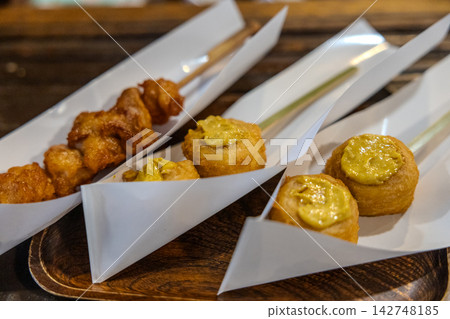 歐日光:油炸腐皮和炸雞 歐日光:油炸腐皮和炸雞 142748185