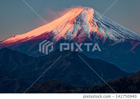 Mount Fuji at sunrise as seen from Iwadono Mountain Mount Fuji at sunrise as seen from Iwadono Mountain 142750940