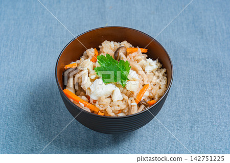 海鯛魚蘑菇飯 142751225