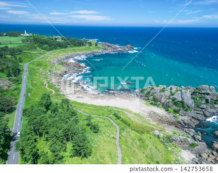 Aerial view of the beautiful summer scenery of Tanesashi Coast in Aomori Prefecture, Hachinohe City. 142753658