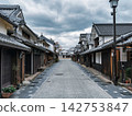 日本兵庫縣丹波篠山市河原町妻入商家群的寧靜老街 142753847