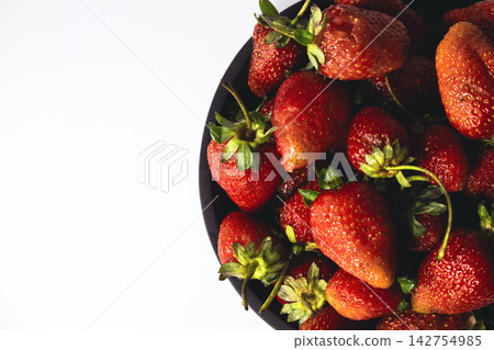 fresh red strawberries close up fresh red strawberries close up 142754985