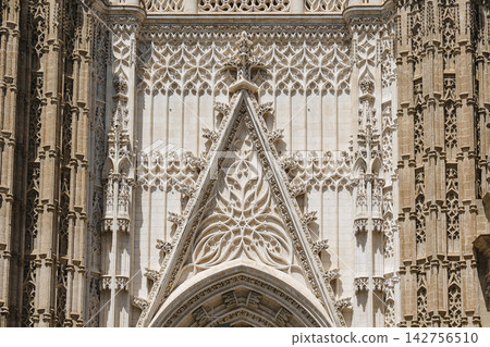 Gothic facade of the Puerta de San Cristobal at Seville Cathedral, Spain Gothic facade of the Puerta de San Cristobal at Seville Cathedral, Spain 142756510