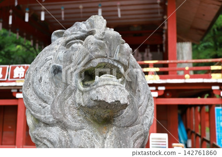 日光二山光神社的獅子守護犬 日光二山光神社的獅子守護犬 142761860
