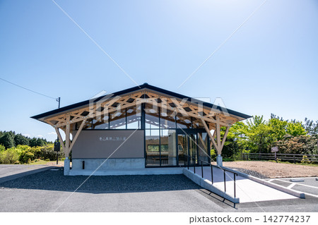 三重縣津市青山高原青山高原山頂小屋 三重縣津市青山高原青山高原山頂小屋 142774237