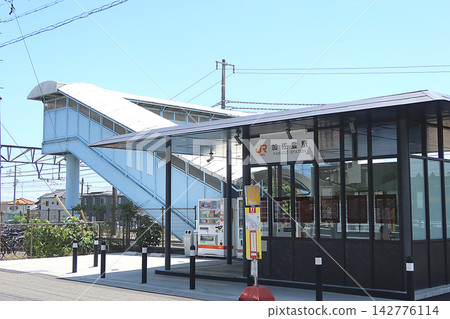 JR Kansai Main Line Kasato Station building 4 JR Kansai Main Line Kasato Station building 4 142776114