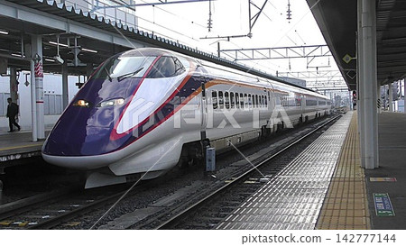 The Yamagata Shinkansen E3 series "Tsubasa" ended its regular service in December 2025. The Yamagata Shinkansen E3 series "Tsubasa" ended its regular service in December 2025. 142777144