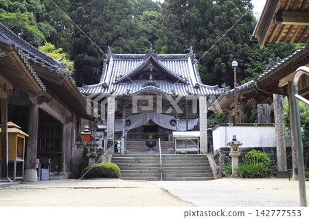 The eleventh temple on the pilgrimage route: Kongozan Ichijoin Fujii-dera Temple (main hall) The eleventh temple on the pilgrimage route: Kongozan Ichijoin Fujii-dera Temple (main hall) 142777553