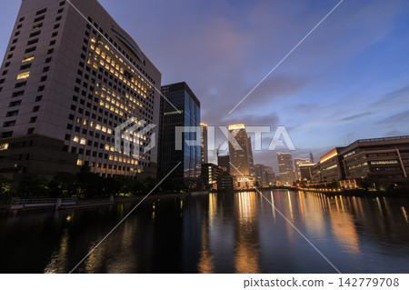 橫濱港的夜景 橫濱港的夜景 142779708