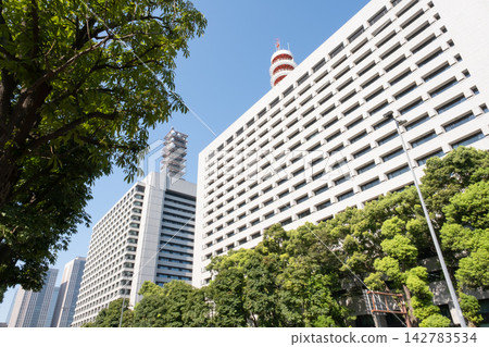 從東京霞關政府區看到的摩天大樓景色。 從東京霞關政府區看到的摩天大樓景色。 142783534