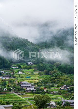 A mountain village shrouded in morning mist: "Mase, Gero City, Gifu Prefecture - One of Japan's Most Beautiful Villages" A mountain village shrouded in morning mist: "Mase, Gero City, Gifu Prefecture - One of Japan's Most Beautiful Villages" 142785180