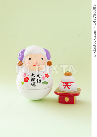 Cute New Year's card design for the Year of the Sheep (2027): Zodiac animal and Kagami Mochi (rice cake offering) figurine Cute New Year's card design for the Year of the Sheep (2027): Zodiac animal and Kagami Mochi (rice cake offering) figurine 142786399