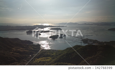 [Aerial view] Kurushima Strait at sunset 142788399