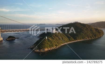 【航拍】日落時的鳴門海峽 【航拍】日落時的鳴門海峽 142789275