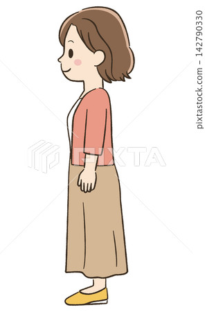 Daily life and communication materials for a woman in her 40s: Full body, side view Daily life and communication materials for a woman in her 40s: Full body, side view 142790330