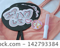 上傳你的粉絲週邊商品，給我一個隔空擁抱吧。 142793384