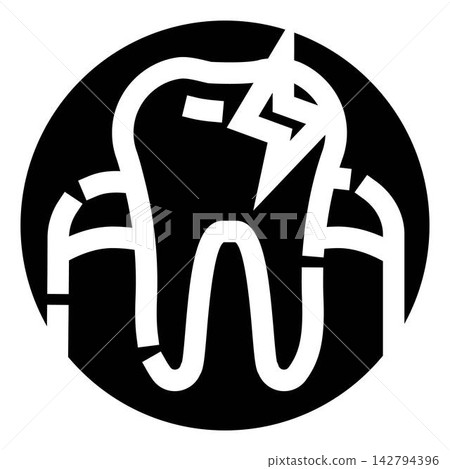 Tooth experiencing acute pain from dental problem Tooth experiencing acute pain from dental problem 142794396