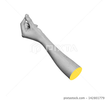 Monochrome side view of hand gathered in pinch position or bellissimo Italian hand sign. Grayscale 142801779
