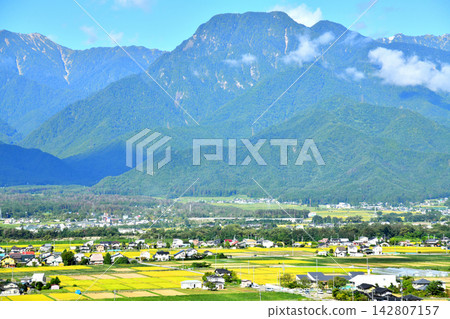 從池田町眺望有明山（長野縣池田町）[2026.9] 142807157