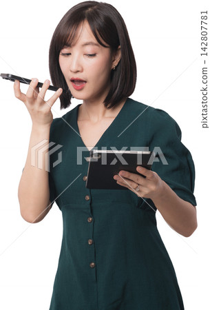 Surprised asian woman holding phone using artificial intelligence chatbot tech while holding digital tablet device isolated on transparency background 142807781