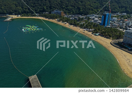 A summer aerial photograph overlooking Ohama Beach in Sumoto City, Hyogo Prefecture. A summer aerial photograph overlooking Ohama Beach in Sumoto City, Hyogo Prefecture. 142809984