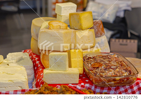 Aged Hard Cheese Market Aged Hard Cheese Market 142810776