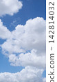 Summer blue sky and white clouds 142814032