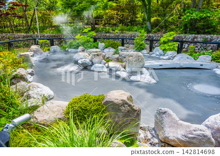 Oita Beppu Hell Tour: Oniishi Bozu Hell Oita Beppu Hell Tour: Oniishi Bozu Hell 142814698