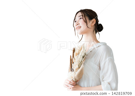 時尚的女人與乾燥花贓物 時尚的女人與乾燥花贓物 142819709