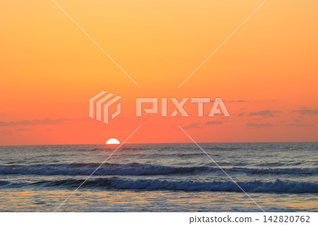 從庫朱庫里海灘欣賞日出 從庫朱庫里海灘欣賞日出 142820762